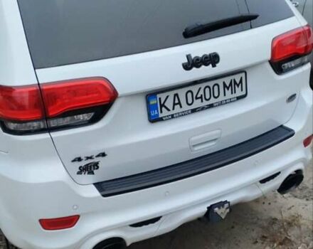 Белый Джип Гранд Чероки, объемом двигателя 5.65 л и пробегом 42 тыс. км за 38900 $, фото 7 на Automoto.ua