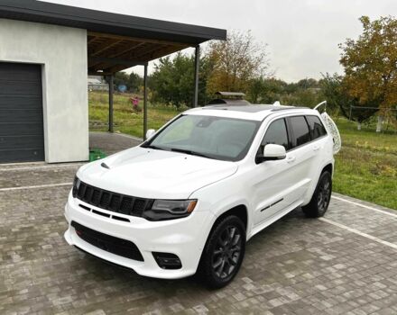 Джип Гранд Чероки 2020 в Луцке на Automoto.ua Белый Джип Гранд Чероки, объемом двигателя 5.7 л и пробегом 82 тыс. км за 29500 $, фото 6 на Automoto.ua