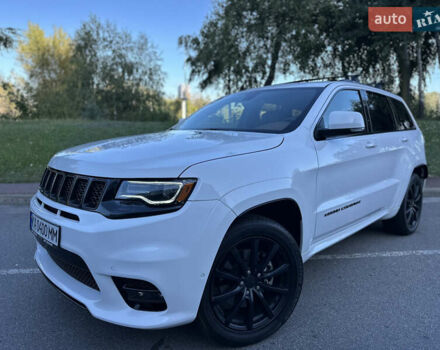 Джип Гранд Чероки 2020 в Киеве на Automoto.ua Белый Джип Гранд Чероки, объемом двигателя 5.7 л и пробегом 43 тыс. км за 35999 $, фото 5 на Automoto.ua
