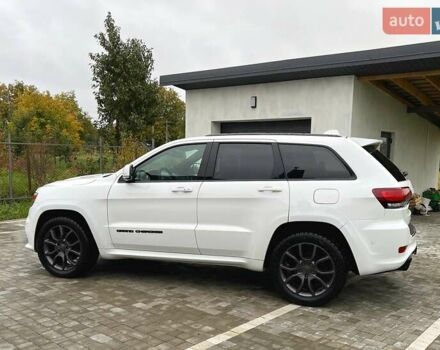 Джип Гранд Чероки 2020 в Луцке на Automoto.ua Белый Джип Гранд Чероки, объемом двигателя 5.65 л и пробегом 81 тыс. км за 29500 $, фото 42 на Automoto.ua