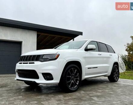 Джип Гранд Чероки 2020 в Луцке на Automoto.ua Белый Джип Гранд Чероки, объемом двигателя 5.65 л и пробегом 81 тыс. км за 29500 $, фото 14 на Automoto.ua
