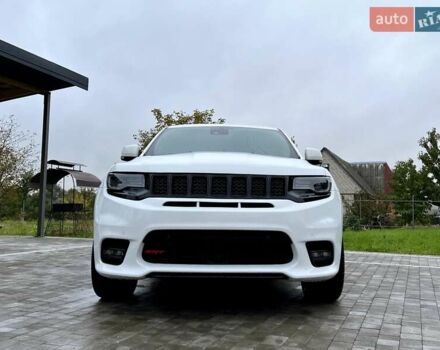 Джип Гранд Чероки 2020 в Луцке на Automoto.ua Белый Джип Гранд Чероки, объемом двигателя 5.65 л и пробегом 81 тыс. км за 29500 $, фото 37 на Automoto.ua