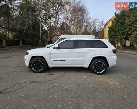 Белый Джип Гранд Чероки, объемом двигателя 3.6 л и пробегом 71 тыс. км за 26000 $, фото 6 на Automoto.ua