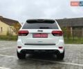 Джип Гранд Чероки 2020 в Луцке на Automoto.ua Белый Джип Гранд Чероки, объемом двигателя 5.65 л и пробегом 81 тыс. км за 29500 $, фото 23 на Automoto.ua