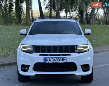 Джип Гранд Чероки 2020 в Киеве на Automoto.ua Белый Джип Гранд Чероки, объемом двигателя 5.7 л и пробегом 43 тыс. км за 35999 $, фото 6 на Automoto.ua