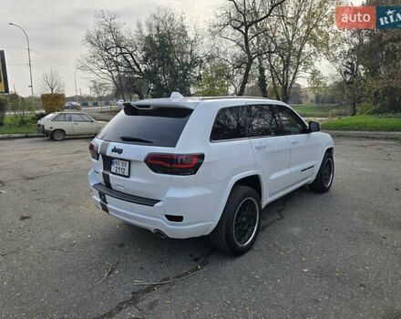 Белый Джип Гранд Чероки, объемом двигателя 3.6 л и пробегом 71 тыс. км за 26000 $, фото 1 на Automoto.ua