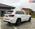 Джип Гранд Чероки 2020 в Луцке на Automoto.ua Белый Джип Гранд Чероки, объемом двигателя 5.65 л и пробегом 81 тыс. км за 29500 $, фото 27 на Automoto.ua