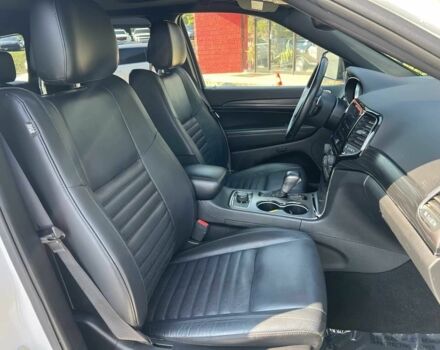 Белый Джип Гранд Чероки, объемом двигателя 3.6 л и пробегом 55 тыс. км за 21000 $, фото 12 на Automoto.ua