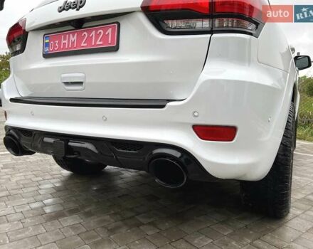 Джип Гранд Чероки 2020 в Луцке на Automoto.ua Белый Джип Гранд Чероки, объемом двигателя 5.65 л и пробегом 81 тыс. км за 29500 $, фото 26 на Automoto.ua