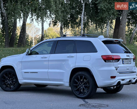 Джип Гранд Чероки 2020 в Киеве на Automoto.ua Белый Джип Гранд Чероки, объемом двигателя 5.7 л и пробегом 43 тыс. км за 35999 $, фото 16 на Automoto.ua