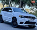 Білий Джип Grand Cherokee, об'ємом двигуна 5.65 л та пробігом 43 тис. км за 38500 $, фото 1 на Automoto.ua