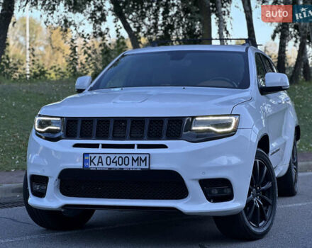 Джип Гранд Чероки 2020 в Киеве на Automoto.ua Белый Джип Гранд Чероки, объемом двигателя 5.7 л и пробегом 43 тыс. км за 35999 $, фото 3 на Automoto.ua