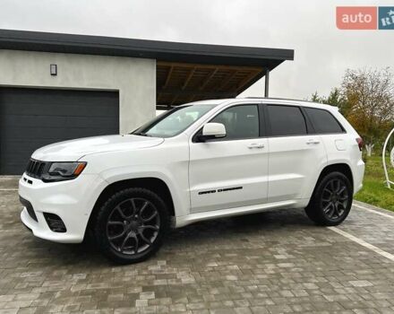 Джип Гранд Чероки 2020 в Луцке на Automoto.ua Белый Джип Гранд Чероки, объемом двигателя 5.65 л и пробегом 81 тыс. км за 29500 $, фото 19 на Automoto.ua
