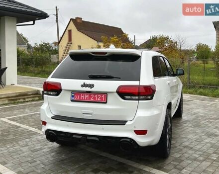 Джип Гранд Чероки 2020 в Луцке на Automoto.ua Белый Джип Гранд Чероки, объемом двигателя 5.65 л и пробегом 81 тыс. км за 29500 $, фото 25 на Automoto.ua