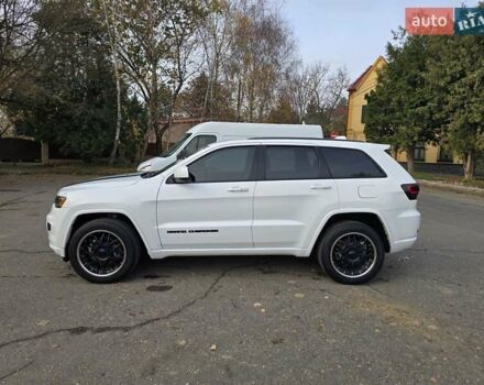 Белый Джип Гранд Чероки, объемом двигателя 3.6 л и пробегом 71 тыс. км за 26000 $, фото 4 на Automoto.ua