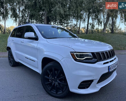 Джип Гранд Чероки 2020 в Киеве на Automoto.ua Белый Джип Гранд Чероки, объемом двигателя 5.7 л и пробегом 43 тыс. км за 35999 $, фото 12 на Automoto.ua