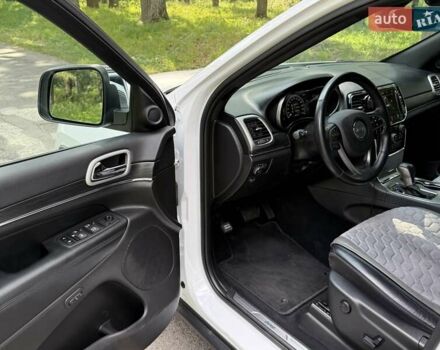 Білий Джип Grand Cherokee, об'ємом двигуна 3.6 л та пробігом 59 тис. км за 24500 $, фото 9 на Automoto.ua