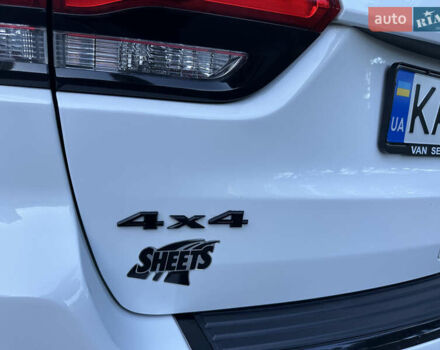 Джип Гранд Чероки 2020 в Киеве на Automoto.ua Белый Джип Гранд Чероки, объемом двигателя 5.7 л и пробегом 43 тыс. км за 35999 $, фото 23 на Automoto.ua