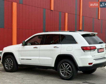 Джип Гранд Чероки 2021 в Киеве на Automoto.ua Белый Джип Гранд Чероки, объемом двигателя 3.6 л и пробегом 61 тыс. км за 25500 $, фото 22 на Automoto.ua