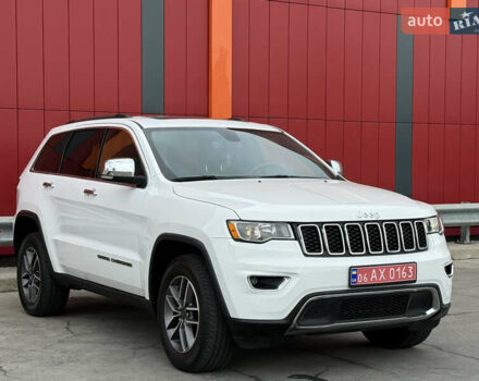 Джип Гранд Чероки 2021 в Киеве на Automoto.ua Белый Джип Гранд Чероки, объемом двигателя 3.6 л и пробегом 61 тыс. км за 25500 $, фото 8 на Automoto.ua