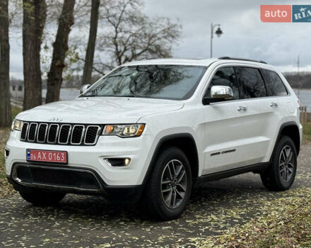 Белый Джип Гранд Чероки, объемом двигателя 3.6 л и пробегом 61 тыс. км за 24900 $, фото 1 на Automoto.ua