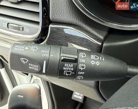 Белый Джип Гранд Чероки, объемом двигателя 5.65 л и пробегом 4 тыс. км за 39898 $, фото 27 на Automoto.ua