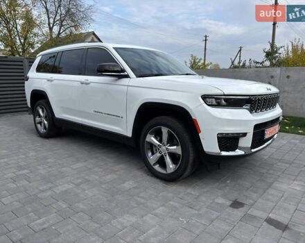 Джип Гранд Чероки 2021 в Полтаве на Automoto.ua Белый Джип Гранд Чероки, объемом двигателя 3.6 л и пробегом 64 тыс. км за 35000 $, фото 21 на Automoto.ua