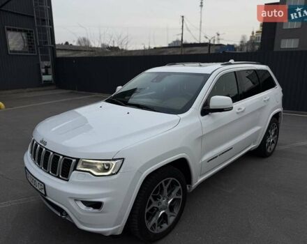 Белый Джип Гранд Чероки, объемом двигателя 2.97 л и пробегом 110 тыс. км за 34000 $, фото 8 на Automoto.ua