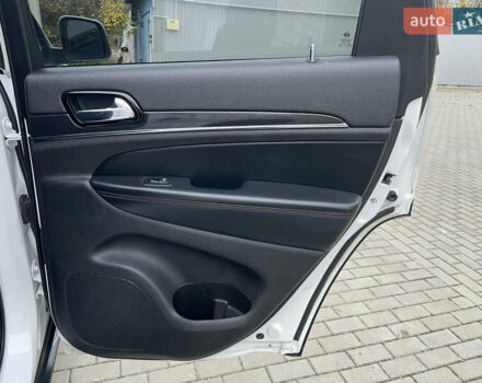 Білий Джип Grand Cherokee, об'ємом двигуна 3.6 л та пробігом 130 тис. км за 29300 $, фото 26 на Automoto.ua