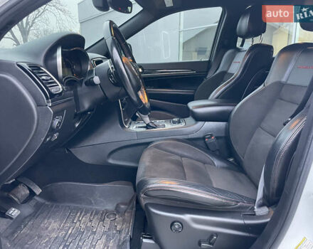 Білий Джип Grand Cherokee, об'ємом двигуна 3.6 л та пробігом 130 тис. км за 29300 $, фото 17 на Automoto.ua