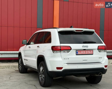 Джип Гранд Чероки 2021 в Киеве на Automoto.ua Белый Джип Гранд Чероки, объемом двигателя 3.6 л и пробегом 61 тыс. км за 25500 $, фото 19 на Automoto.ua