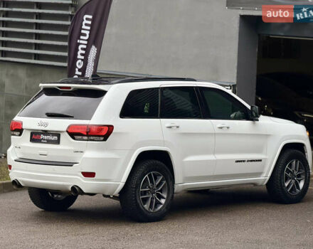 Білий Джип Grand Cherokee, об'ємом двигуна 3.6 л та пробігом 30 тис. км за 31000 $, фото 7 на Automoto.ua