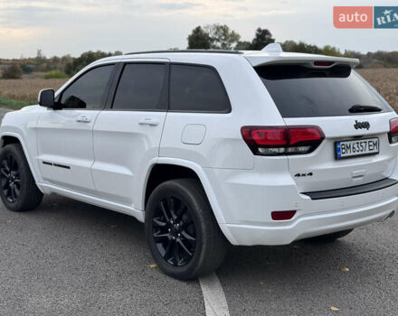 Білий Джип Grand Cherokee, об'ємом двигуна 3.6 л та пробігом 92 тис. км за 24500 $, фото 7 на Automoto.ua
