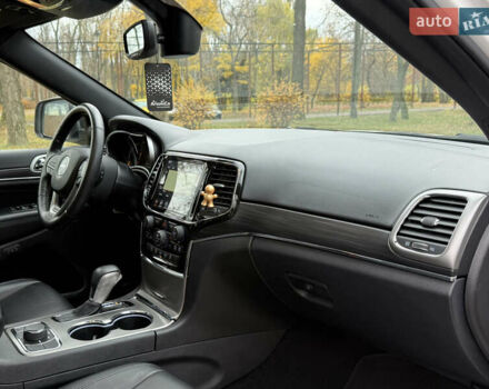 Белый Джип Гранд Чероки, объемом двигателя 3.6 л и пробегом 61 тыс. км за 24900 $, фото 64 на Automoto.ua