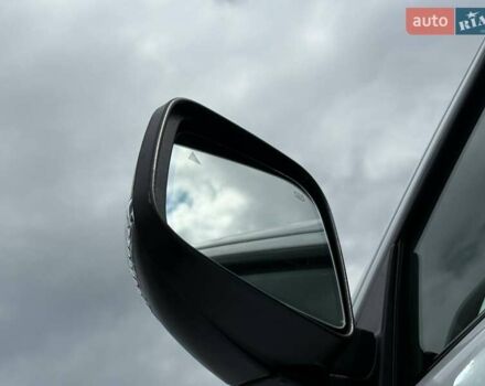 Белый Джип Гранд Чероки, объемом двигателя 5.65 л и пробегом 4 тыс. км за 39898 $, фото 16 на Automoto.ua