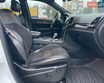 Білий Джип Grand Cherokee, об'ємом двигуна 3.6 л та пробігом 130 тис. км за 29300 $, фото 29 на Automoto.ua