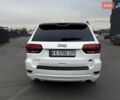 Белый Джип Гранд Чероки, объемом двигателя 2.97 л и пробегом 110 тыс. км за 34000 $, фото 5 на Automoto.ua