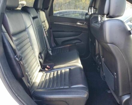 Джип Grand Cherokee 2021 у Чернівцях на Automoto.ua Білий Джип Grand Cherokee, об'ємом двигуна 3.6 л та пробігом 139 тис. км за 7500 $, фото 7 на Automoto.ua