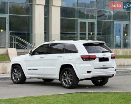 Джип Grand Cherokee 2021 у Дніпро (Дніпропетровську) на Automoto.ua Білий Джип Grand Cherokee, об'ємом двигуна 3.6 л та пробігом 93 тис. км за 26500 $, фото 9 на Automoto.ua