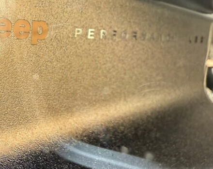 Джип Гранд Чероки 2021 в Ровно на Automoto.ua Белый Джип Гранд Чероки, объемом двигателя 3.6 л и пробегом 135 тыс. км за 46800 $, фото 37 на Automoto.ua