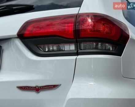 Белый Джип Гранд Чероки, объемом двигателя 5.65 л и пробегом 4 тыс. км за 39898 $, фото 11 на Automoto.ua