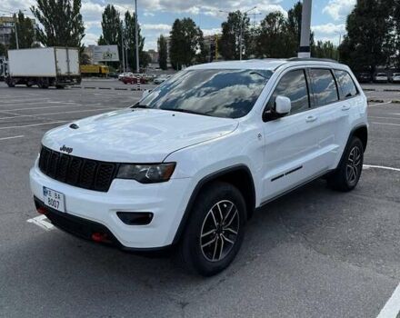 Белый Джип Гранд Чероки, объемом двигателя 3.6 л и пробегом 123 тыс. км за 33500 $, фото 2 на Automoto.ua