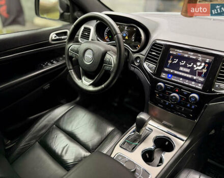 Білий Джип Grand Cherokee, об'ємом двигуна 3.6 л та пробігом 30 тис. км за 31000 $, фото 19 на Automoto.ua