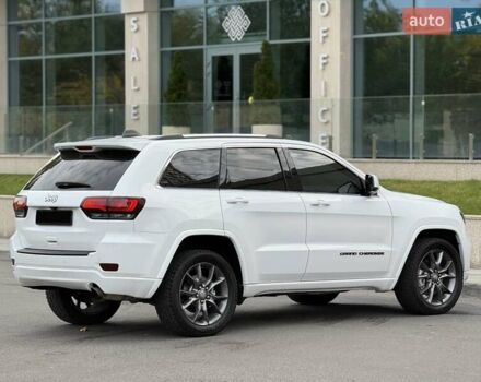 Джип Grand Cherokee 2021 у Дніпро (Дніпропетровську) на Automoto.ua Білий Джип Grand Cherokee, об'ємом двигуна 3.6 л та пробігом 93 тис. км за 26500 $, фото 6 на Automoto.ua