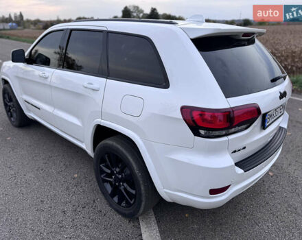 Білий Джип Grand Cherokee, об'ємом двигуна 3.6 л та пробігом 92 тис. км за 24500 $, фото 14 на Automoto.ua