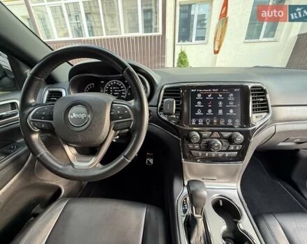 Джип Гранд Чероки 2021 в Ромнах на Automoto.ua Белый Джип Гранд Чероки, объемом двигателя 3.6 л и пробегом 58 тыс. км за 27000 $, фото 14 на Automoto.ua
