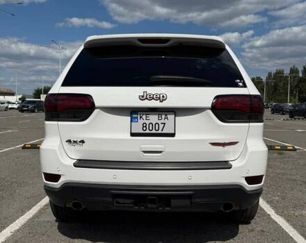 Белый Джип Гранд Чероки, объемом двигателя 3.6 л и пробегом 123 тыс. км за 33500 $, фото 9 на Automoto.ua