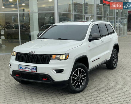 Білий Джип Grand Cherokee, об'ємом двигуна 3.6 л та пробігом 130 тис. км за 29300 $, фото 1 на Automoto.ua