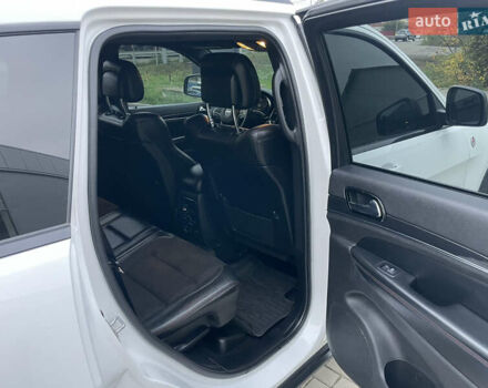 Білий Джип Grand Cherokee, об'ємом двигуна 3.6 л та пробігом 130 тис. км за 29300 $, фото 24 на Automoto.ua