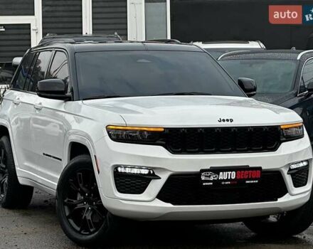 Білий Джип Grand Cherokee, об'ємом двигуна 2 л та пробігом 44 тис. км за 49500 $, фото 6 на Automoto.ua